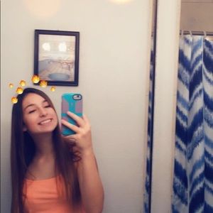 Meet your Posher, Dakota